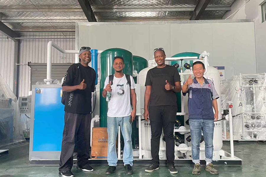 Pelanggan Seychelles membuat pesanan dengan cepat setelah melawat kilang