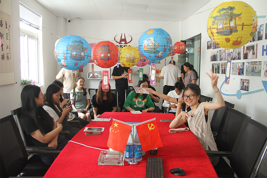 Jiangsu Luoming mengadakan aktiviti perayaan pertengahan musim luruh