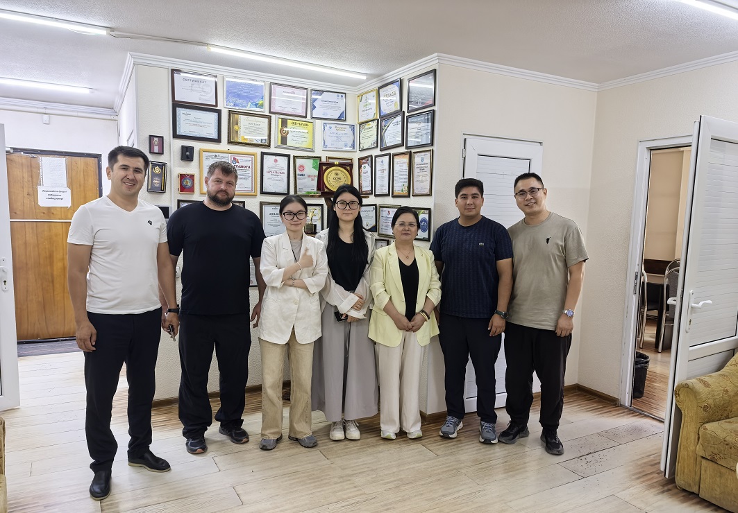 Memperkukuhkan Perkongsian Global: Perjalanan kami ke Uzbekistan dan Kyrgyzstan